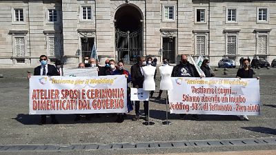 Rappresentante, comparto allo stremo, subito data per ripartenza Rappresentante, comparto allo stremo, subito data per ripartenza