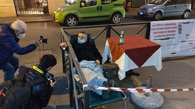 La protesta a Torino dopo una ingiunzione per l'affitto La protesta a Torino dopo una ingiunzione per l'affitto