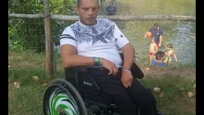 Per padre e sorella ha contratto virus dopo ricovero Per padre e sorella ha contratto virus dopo ricovero