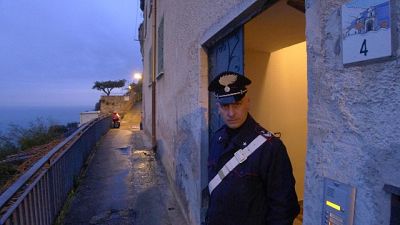 A Praiano, del valore di milioni euro. Sigilli dei carabinieri A Praiano, del valore di milioni euro. Sigilli dei carabinieri
