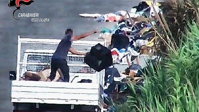 Operazione dei Cc.Aree Gioia Tauro trasformate in discariche Operazione dei Cc.Aree Gioia Tauro trasformate in discariche
