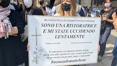 Interviene anche sindaco, ma è fischiato Interviene anche sindaco, ma è fischiato