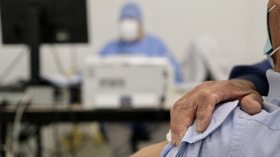 Almeno una dose al 14,4% dei residenti, 74,4% degli over 80 Almeno una dose al 14,4% dei residenti, 74,4% degli over 80