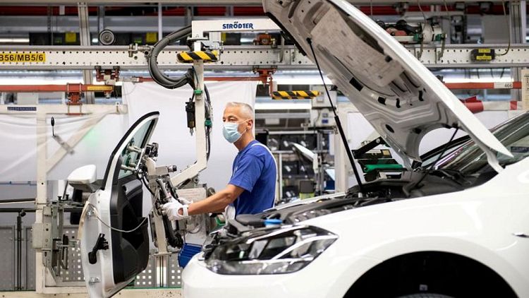 German October industry output rises beyond expectations