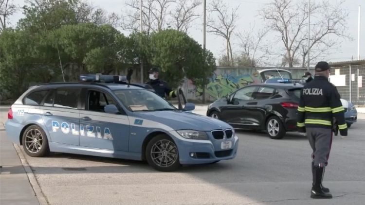 Sequestrate tonnellate pneumatici Polstrada Udine in 2 depositi