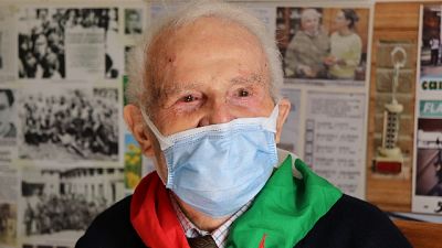 A 96 anni Maffeo Marinelli ha ricevuto prima dose di Moderna A 96 anni Maffeo Marinelli ha ricevuto prima dose di Moderna
