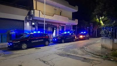 Blitz carabinieri a Sestu, nel Cagliaritano, titolare denunciato Blitz carabinieri a Sestu, nel Cagliaritano, titolare denunciato