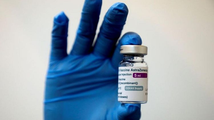 Estudio de Dinamarca y Noruega encuentra tasas de coagulación levemente elevadas tras vacuna de AZ