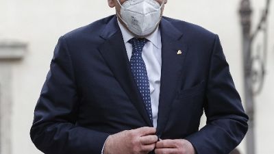 Capo Polizia,'cittadini sfibrati,noi in strada con comprensione'