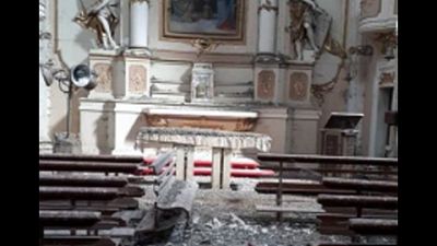 Dopo 12 anni nessun edificio religioso ricostruito nel paese Dopo 12 anni nessun edificio religioso ricostruito nel paese