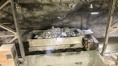 Mineras de cobre en Chile se quejan tras avance de ley de regalías al Senado Mineras de cobre en Chile se quejan tras avance de ley de regalías al Senado