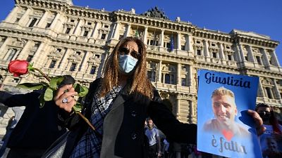La donna al cimitero dopo condanne confermate dalla Cassazione