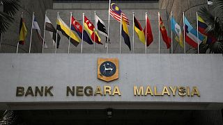ماليزيا تبيع صكوكا بقيمة 4.5 مليار رنجيت بمتوسط عائد 2.728%