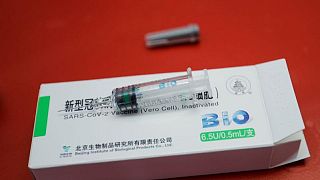 منظمة الصحة العالمية توافق على الاستخدام الطارئ للقاح سينوفارم الصيني