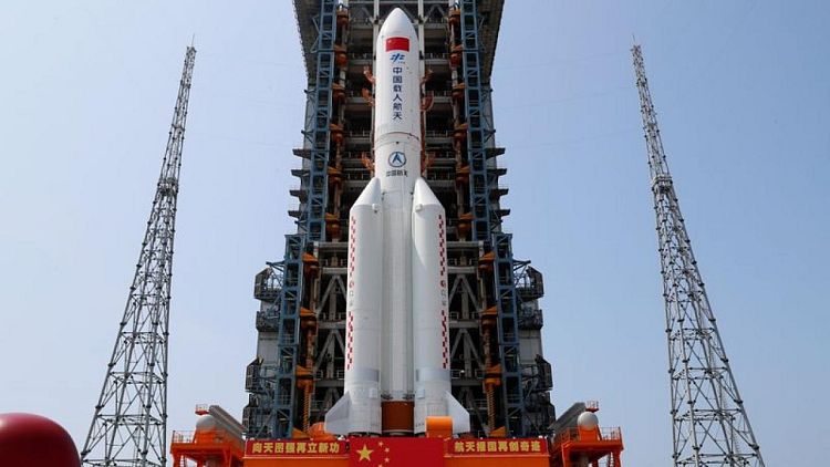Restos de un cohete chino caen en el Índico, pero suscita críticas de la NASA