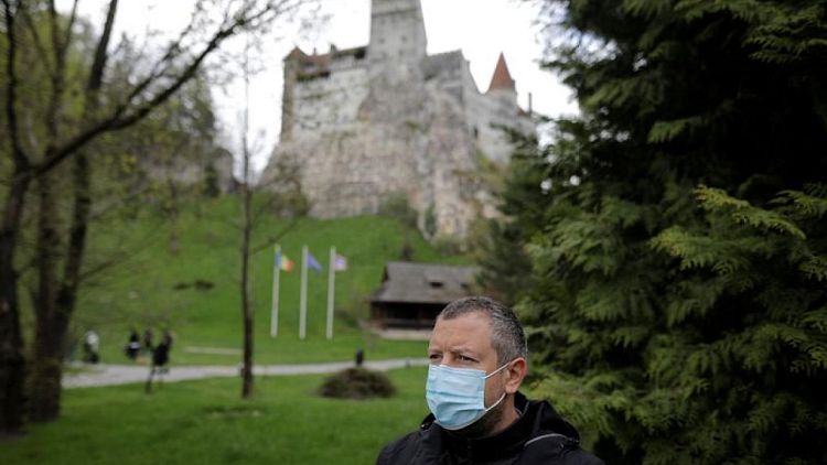 Vlad el vacunador: castillo de Drácula atrae a los visitantes con inyecciones de COVID-19