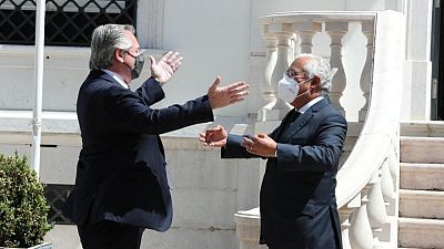 Presidente argentino pide "comprensión" a FMI y dice se necesita trabajar más en acuerdo UE-Mercosur Presidente argentino pide "comprensión" a FMI y dice se necesita trabajar más en acuerdo UE-Mercosur