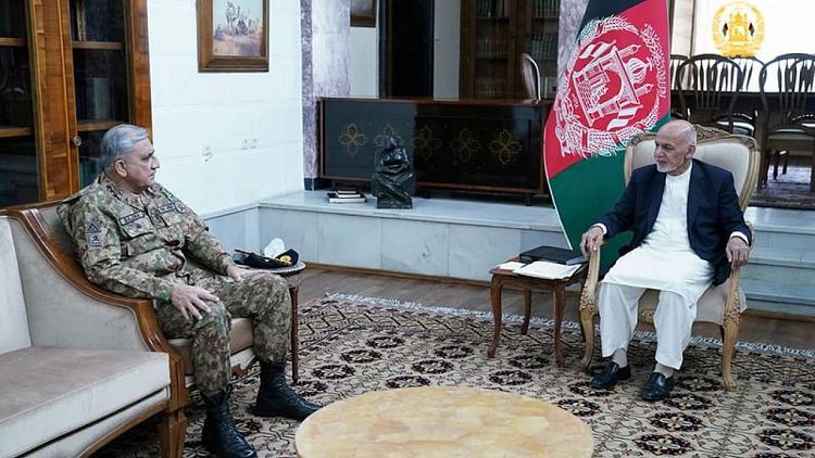 Pakistani general reiterates support for Afghan peace process as violence surges