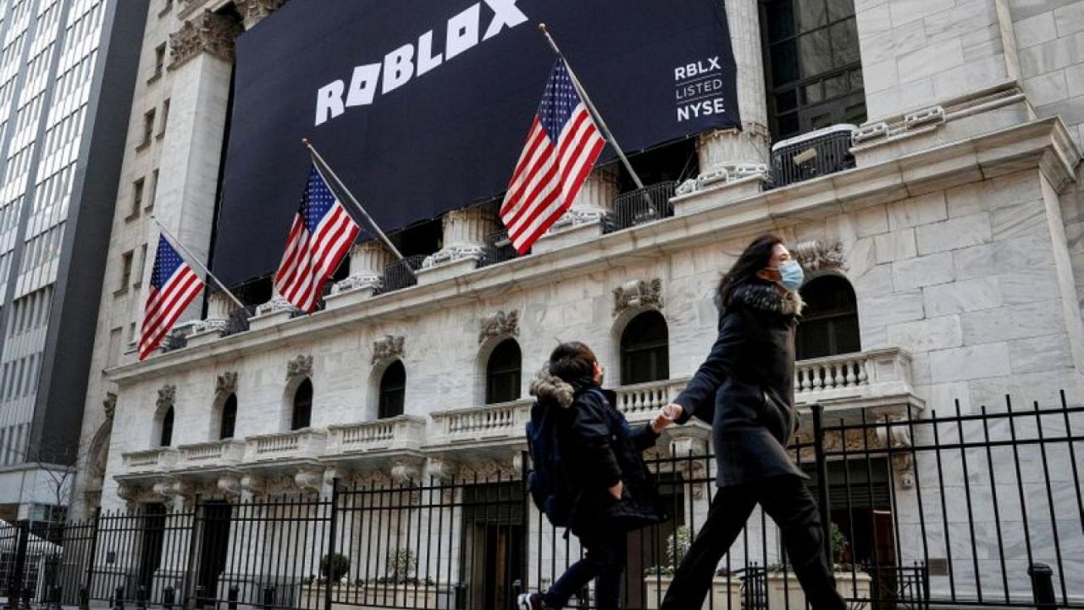 Roblox reveals bookings jump in first post-debut report