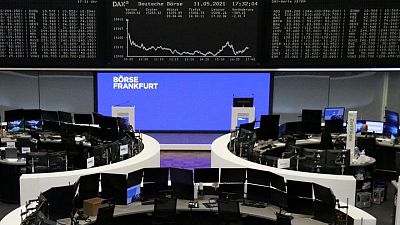 الأسهم الأوروبية تستقر بعد خسائر يوم الثلاثاء وسهم كومرتس بنك يتألق الأسهم الأوروبية تستقر بعد خسائر يوم الثلاثاء وسهم كومرتس بنك يتألق