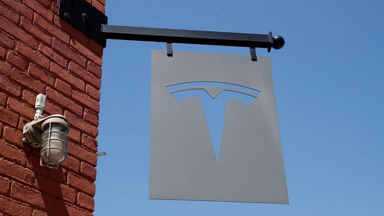 U.S. regulator reviewing Tesla owner complaint on self-driving test software