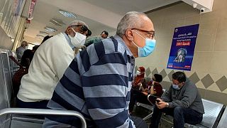 مصر تسجل 1187 إصابة جديدة بفيروس كورونا و58 وفاة