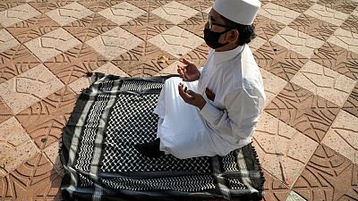 ماليزيا تسجل أعلى عدد إصابات بكوفيد-19 في ثلاثة أشهر ماليزيا تسجل أعلى عدد إصابات بكوفيد-19 في ثلاثة أشهر
