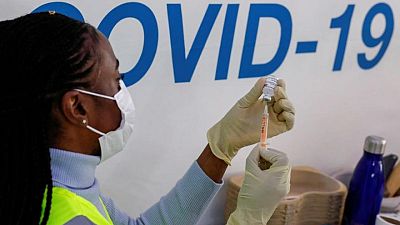 Reino Unido retoca la campaña de vacunación para hacer frente a la variante india Reino Unido retoca la campaña de vacunación para hacer frente a la variante india