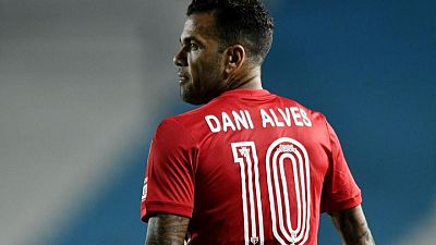 DT de Brasil vuelve a llamar a Dani Alves para eliminatoria al Mundial DT de Brasil vuelve a llamar a Dani Alves para eliminatoria al Mundial