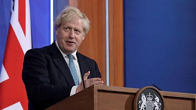 Boris Johnson dice que judíos británicos no deberían sufrir "racismo vergonzoso"