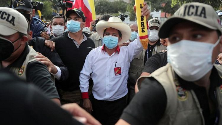 Peru voter simulation shows Castillo and Fujimori now neck and neck