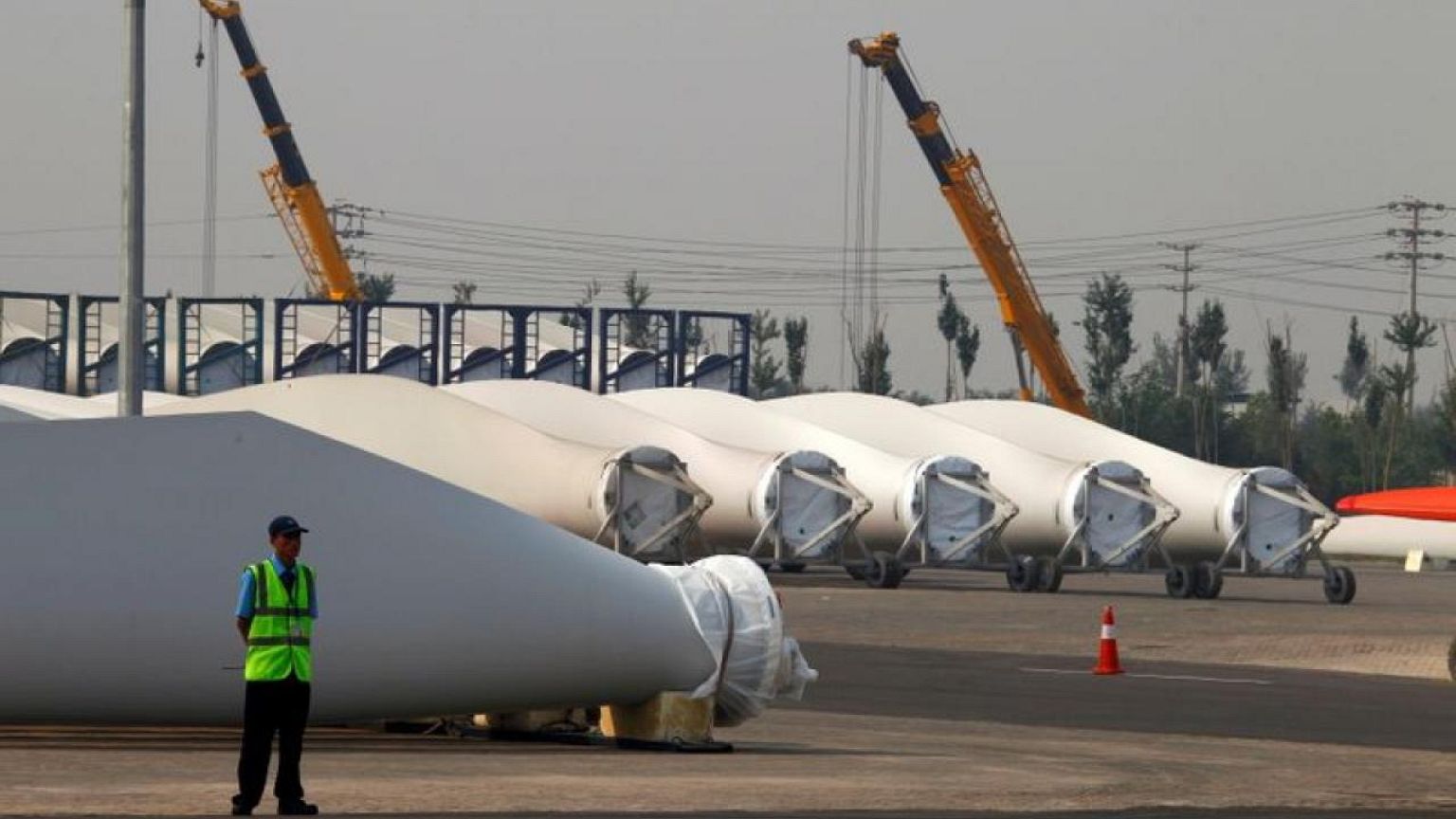 ¿El fin de los residuos de la energía eólica? Vestas presenta una tecnología de reciclaje de palas