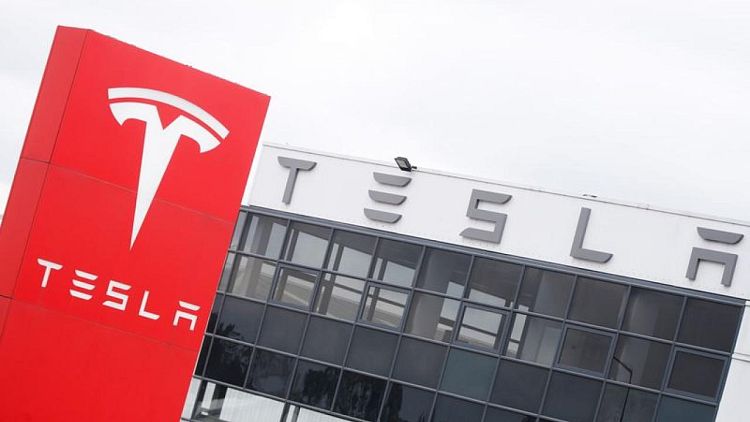 Tesla plans energy trading team as company expands battery projects