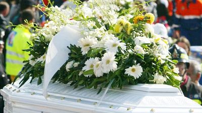 La piccola di 18 mesi morta nel Comasco per gli abusi e le botte La piccola di 18 mesi morta nel Comasco per gli abusi e le botte