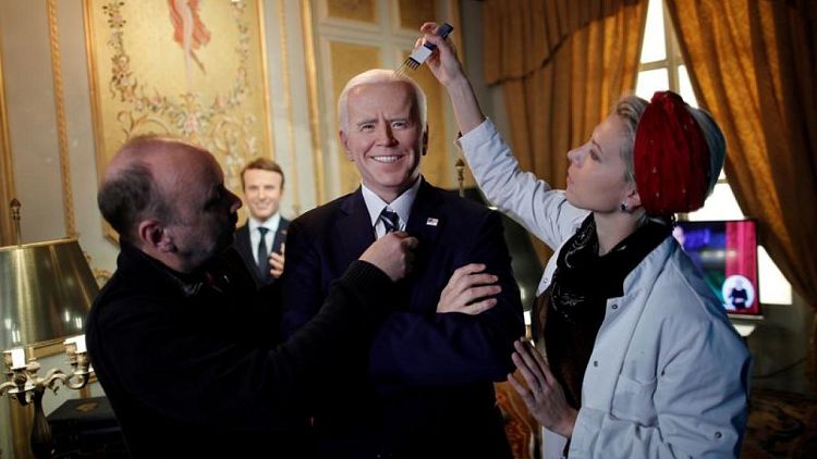 Museo de cera de París retira a Trump y coloca a un Biden sonriente en reapertura