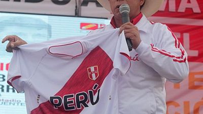 La camiseta de la selección de fútbol de Perú se mete en la campaña electoral