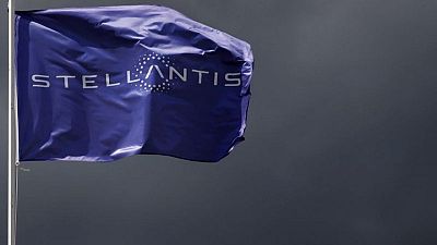 Stellantis to end current contracts with European dealers effective June 2023 - paper