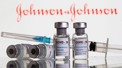 Los envíos de vacunas de J&J de Sudáfrica a Europa, interrumpidos
