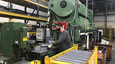 Actividad de manufacturas se acelera; venta casas usadas caen a mínimo de 10 meses Actividad de manufacturas se acelera; venta casas usadas caen a mínimo de 10 meses