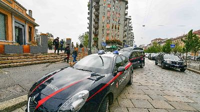 Avrebbe narcotizzato, violentato e fotografato una studentessa