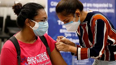 India busca guardar vacunas retrasando inmunización de pacientes recuperados de COVID: funcionario India busca guardar vacunas retrasando inmunización de pacientes recuperados de COVID: funcionario