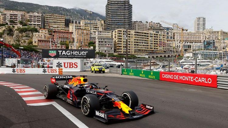 Verstappen gana en Mónaco y lidera el campeonato de la F1