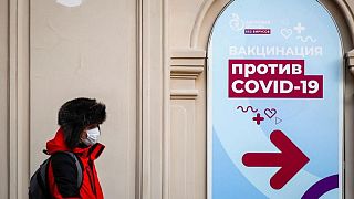 الكنيسة في روسيا تحث أتباعها على تلقي لقاح الوقاية من كوفيد-19
