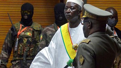 West African officials head for Mali after 'attempted coup' West African officials head for Mali after 'attempted coup'