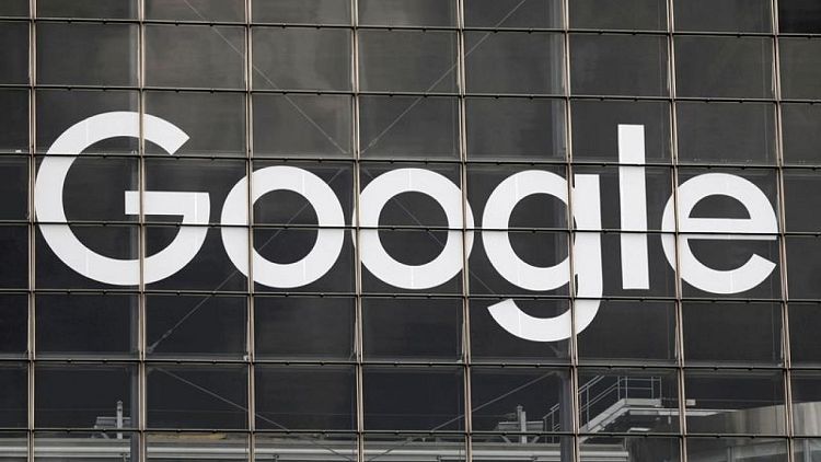 روسيا تفرض غرامات على جوجل وفيسبوك لفشلهما في حذف محتوى محظور