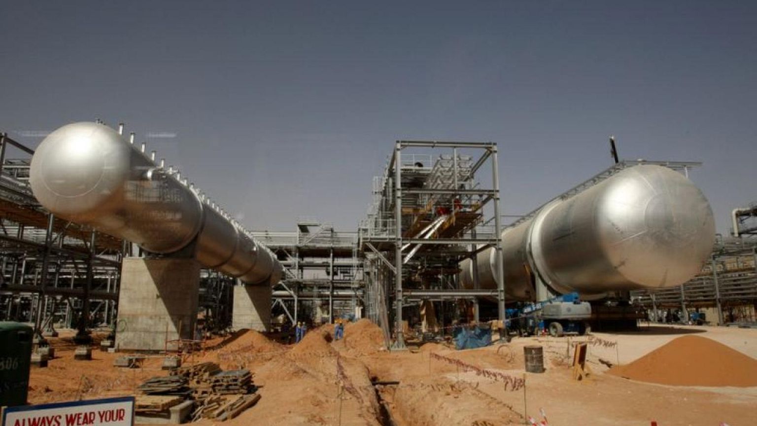 ملخص- بيانات رسمية: ارتفاع صادرات النفط السعودية في سبتمبر 97.8%