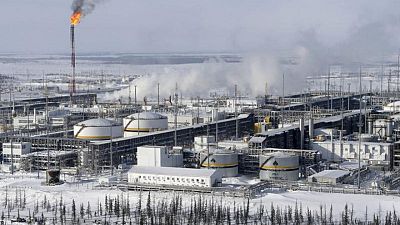 روسيا ترفع رسوم تصدير النفط إلى 77.5 دولار للطن في ديسمبر