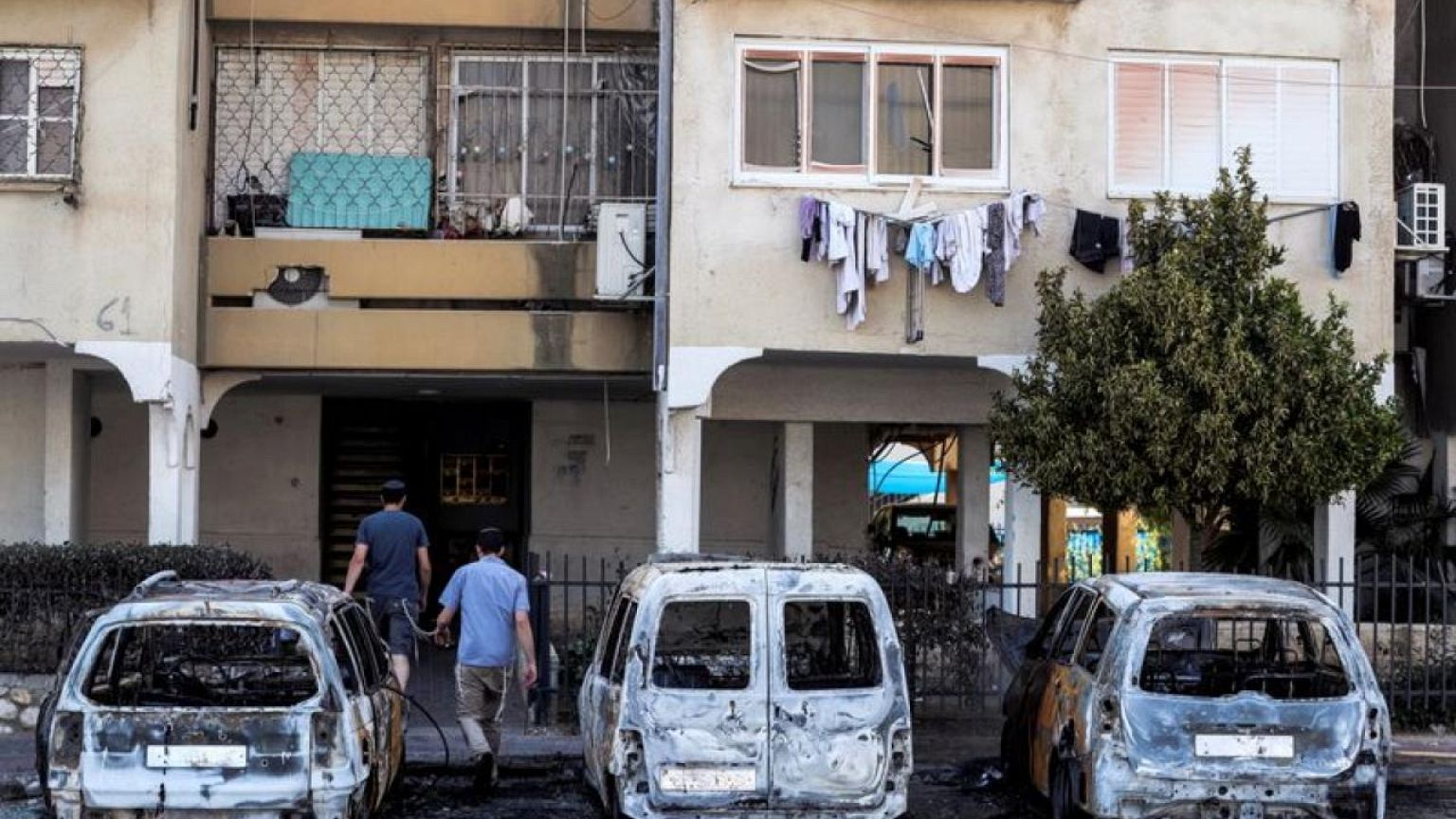 Analysis: As Gaza fighting ebbs, Israel's communities eye each other warily