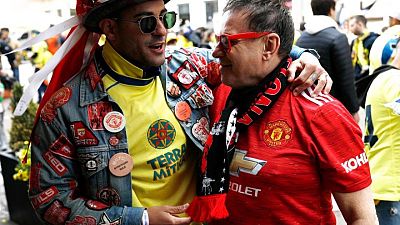 El entusiasmo por la final de la Europa League supera al miedo al virus de los aficionados El entusiasmo por la final de la Europa League supera al miedo al virus de los aficionados