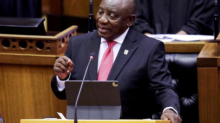 رئيس جنوب أفريقيا يقول إن الهدوء عاد لأغلب مناطق البلاد